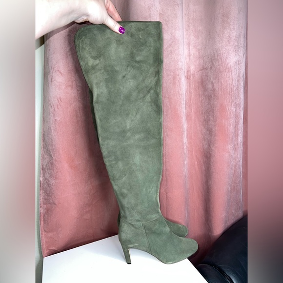 $795 Women’s L'AGENCE Charlotte Olive Green Suede Over-The-Knee Boots Sz 39.5 - Picture 4 of 8